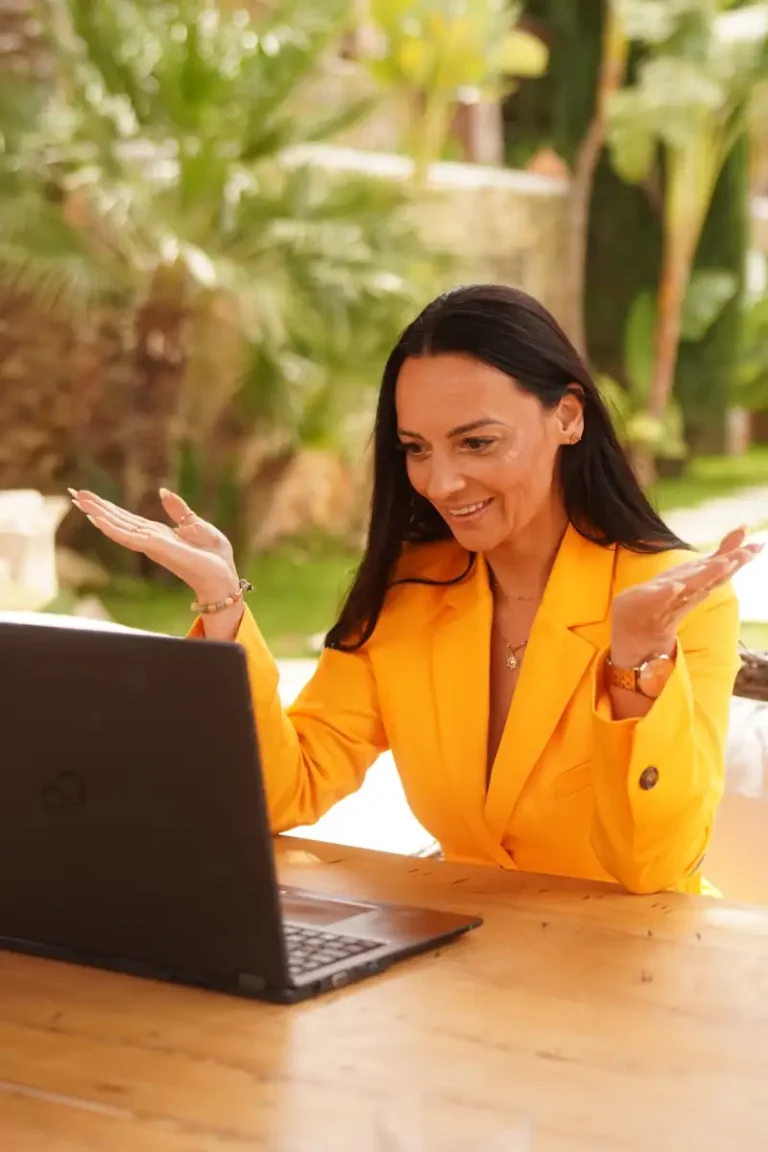 über Sandra Selnders